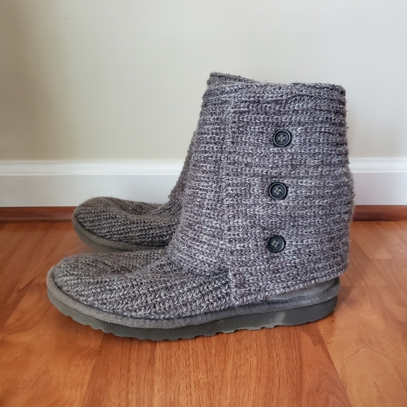 UGG Classic Cardy Boots - Picture 1 of 4